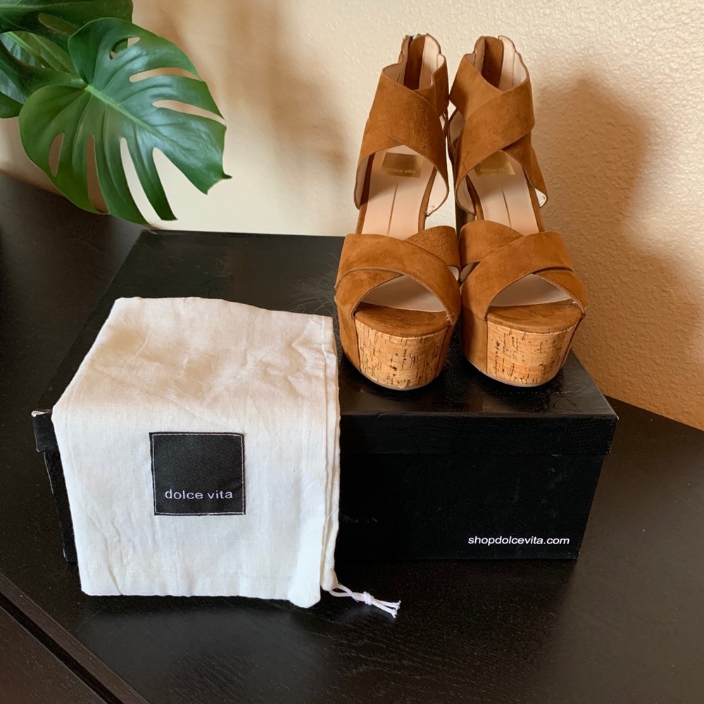 Dolce Vita Tan Suede Wedge Platform Sandals Size 7